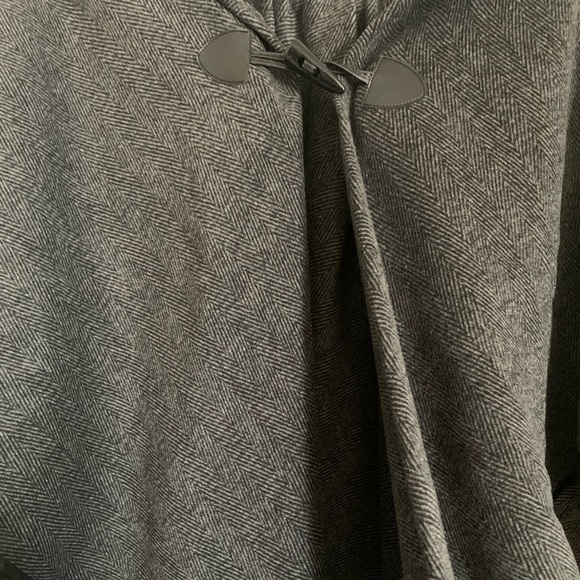 Ponchó - Picture 5 of 6